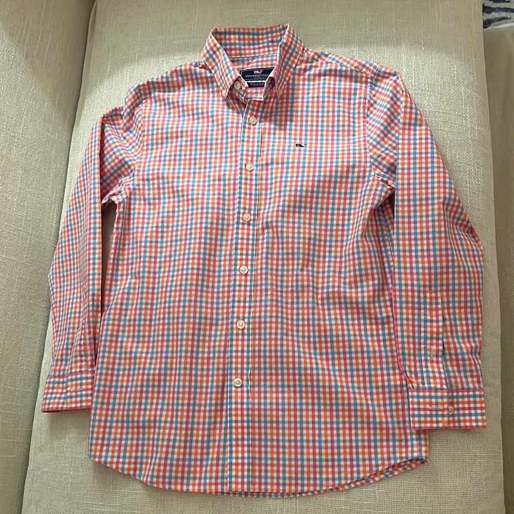 Vineyard Vines boys button down dress shirt